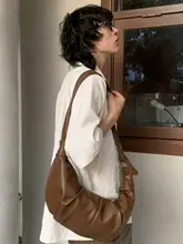 ダンプリングバッグ クロワッサンバッグ 斜め掛けショルダー ユニセックス PUレザー クシュ加工 大容量 ヴィンテージ ルーズ 「YUEN」