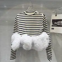 個性的なブラック＆ホワイトストライプのフリルチュニックTシャツ【長袖・メッシュスカート付き】