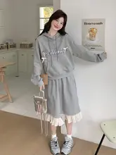 ハイセンスなカジュアルスポーツウェア【秋用・女性用・フード付きパーカー＆パンツ・動きやすい】（セットアップ対応）