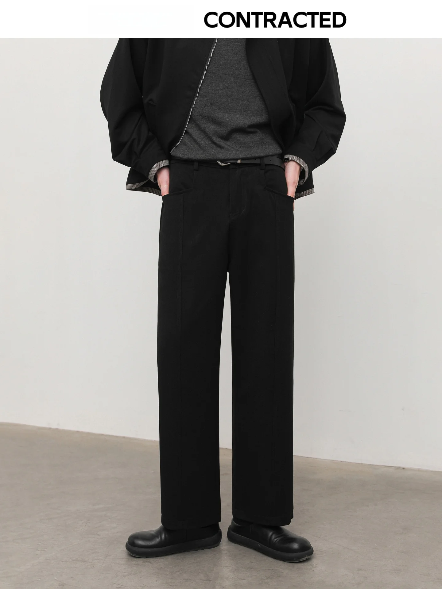 カーキ色のパンツを選ぶときに迷うなら、この1つのスタイルが解決します