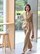 秋冬用 トレンディ ベージュ ベルト付きジャケット【高級感・ビジネス向け】& ストレートパンツ【ハイウエスト・細身】