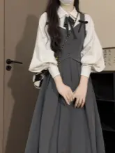 洗練されたデザインの長袖シャツキャミソールワンピース【春用・フレアスカート・韓国風】（セットアップ対応）