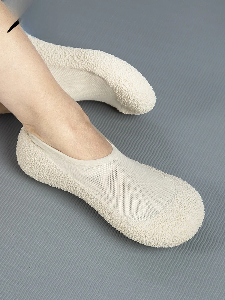 足に優しい靴 おすすめ：悦歩 ジョギングシューズの実用性とフィット感解析