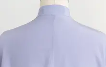 美しいデザインのシルク生地Vネックシャツ【系紐付き・ドレープのあるデザイン】