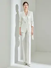春季用ビジネススタイル女性用スーツ【柔らかい印象・職場向け・高級感あり】（セットアップ対応）