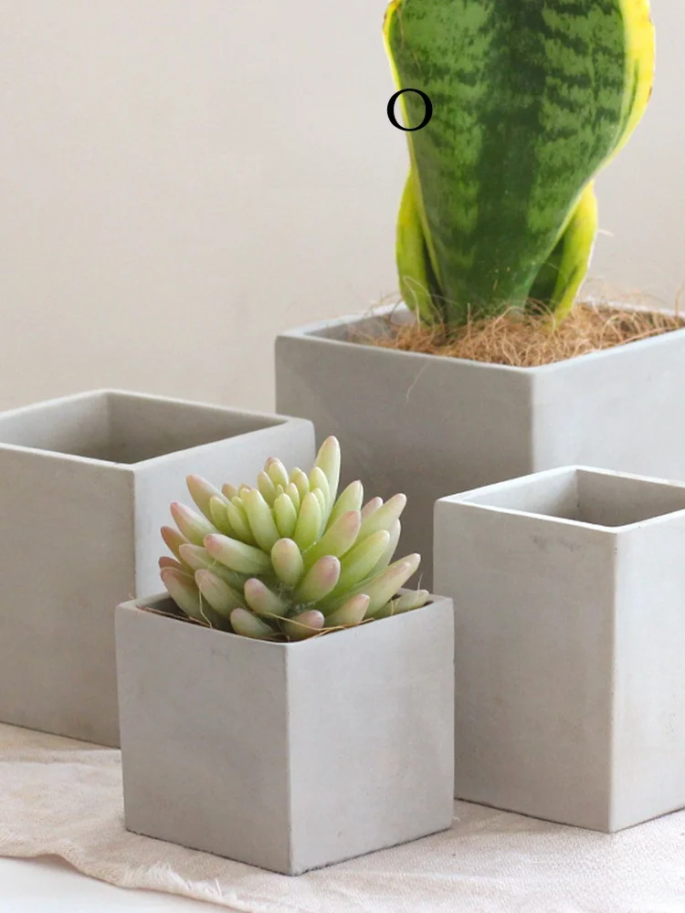 安い観葉植物用の鉢を選ぶときに迷うのは、本当に価格だけなのか？