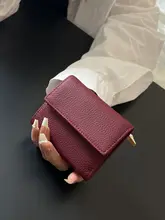 男女兼用のコンパクト便携財布【真皮・三折・カードホルダー付き】