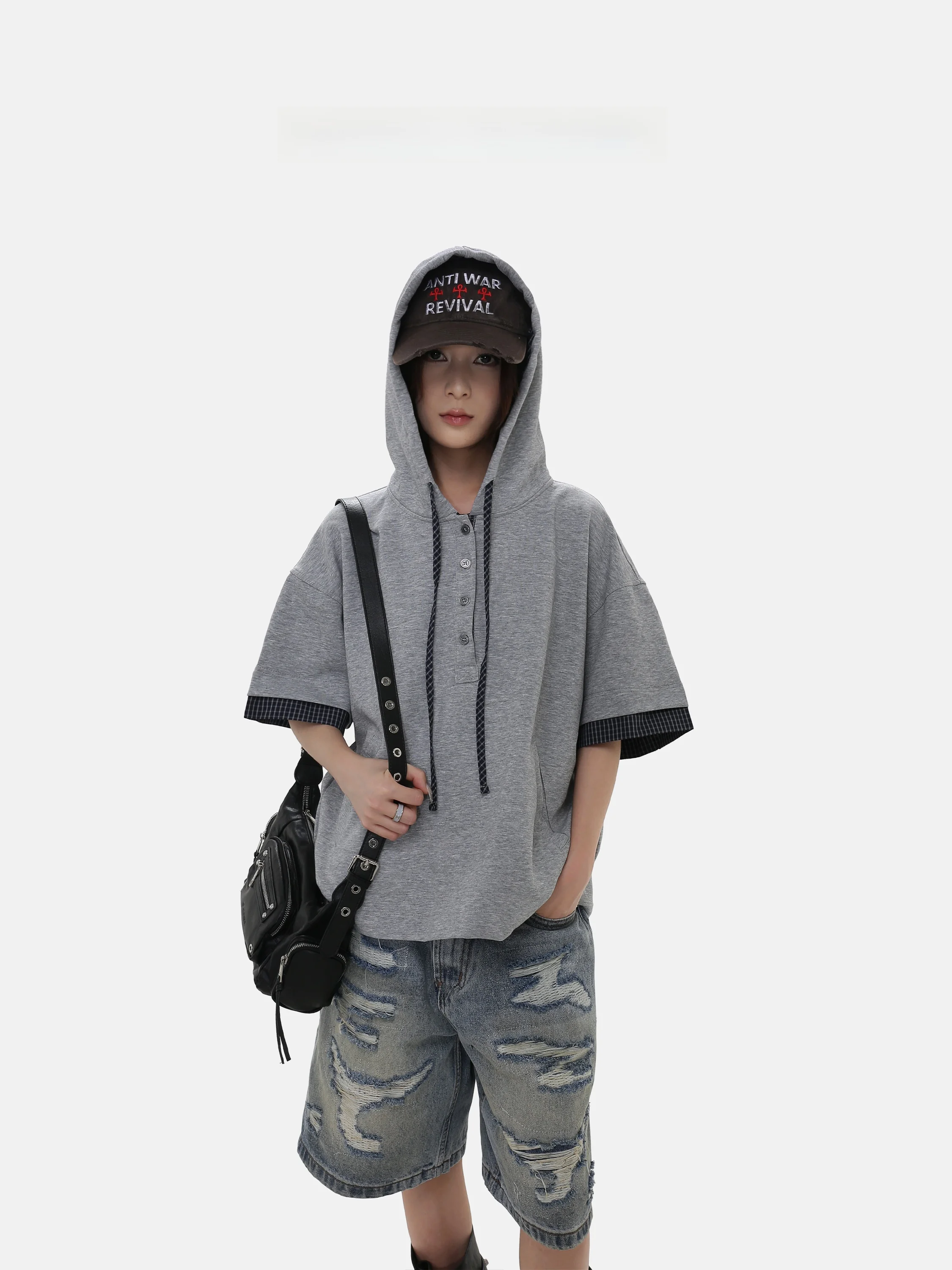 中学生 ストリートファッション で学校に着ていいか？フード付きTシャツが解決するリアルな悩み