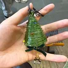 手作りガラス製クリスマスツリーの車用オーナメント【クリスマス装飾・男女兼用・雰囲気ギフト】