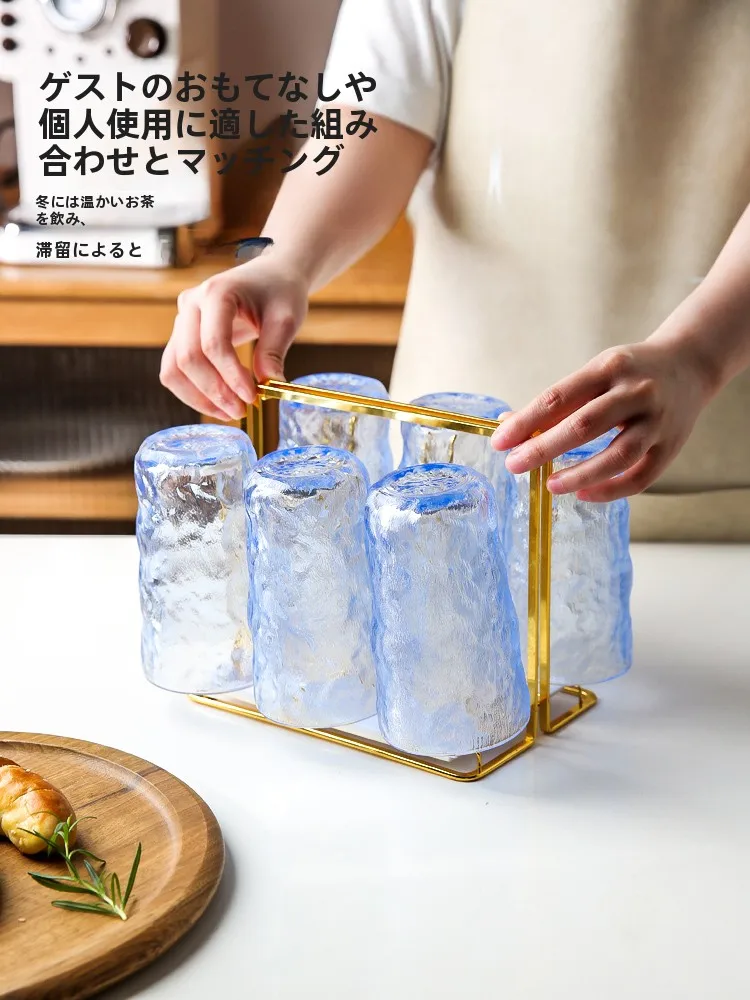 ガラスティーカップ おしゃれなデザイン 例：KAWASIMAYAの無色透明ビールカップ
