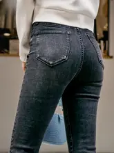 AlphaGym 高ウエスト スリムフィットデニムパンツ【美尻効果・ストレッチ・九分丈】