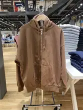 MALIBU刺繍入りフード付きジップアップパーカー【秋用・ゆったりサイズ】