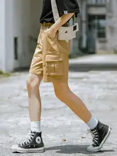 カーキ色のレディース工装ショートパンツ【夏用・カジュアル・5分丈・大きいサイズ】