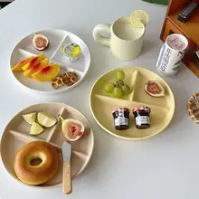 シンプルマット仕上げの円形トリプルディッシュ【フルーツ・朝食・子供用】（セットアップ対応）