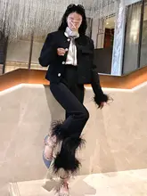 粗花柄スパンコール付きフラッフィーカーディガン【長袖・ボタンタイプ・ラウンドネック】とストレートパンツ（セットアップ対応）