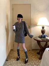 可愛いデザイン！毛毛衛衣と半身スカート（セットアップ対応）