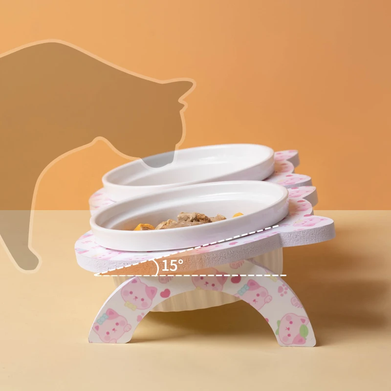 猫用陶器食器スラントデザイン：水と餌兼用の防倒れ構造を徹底解説
