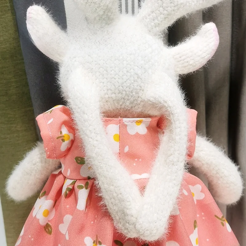 12月の壁面に「かわいい」をどう入れる？子供部屋にぴったりのカートゥーンシカマグネットカーテンクリップの選び方