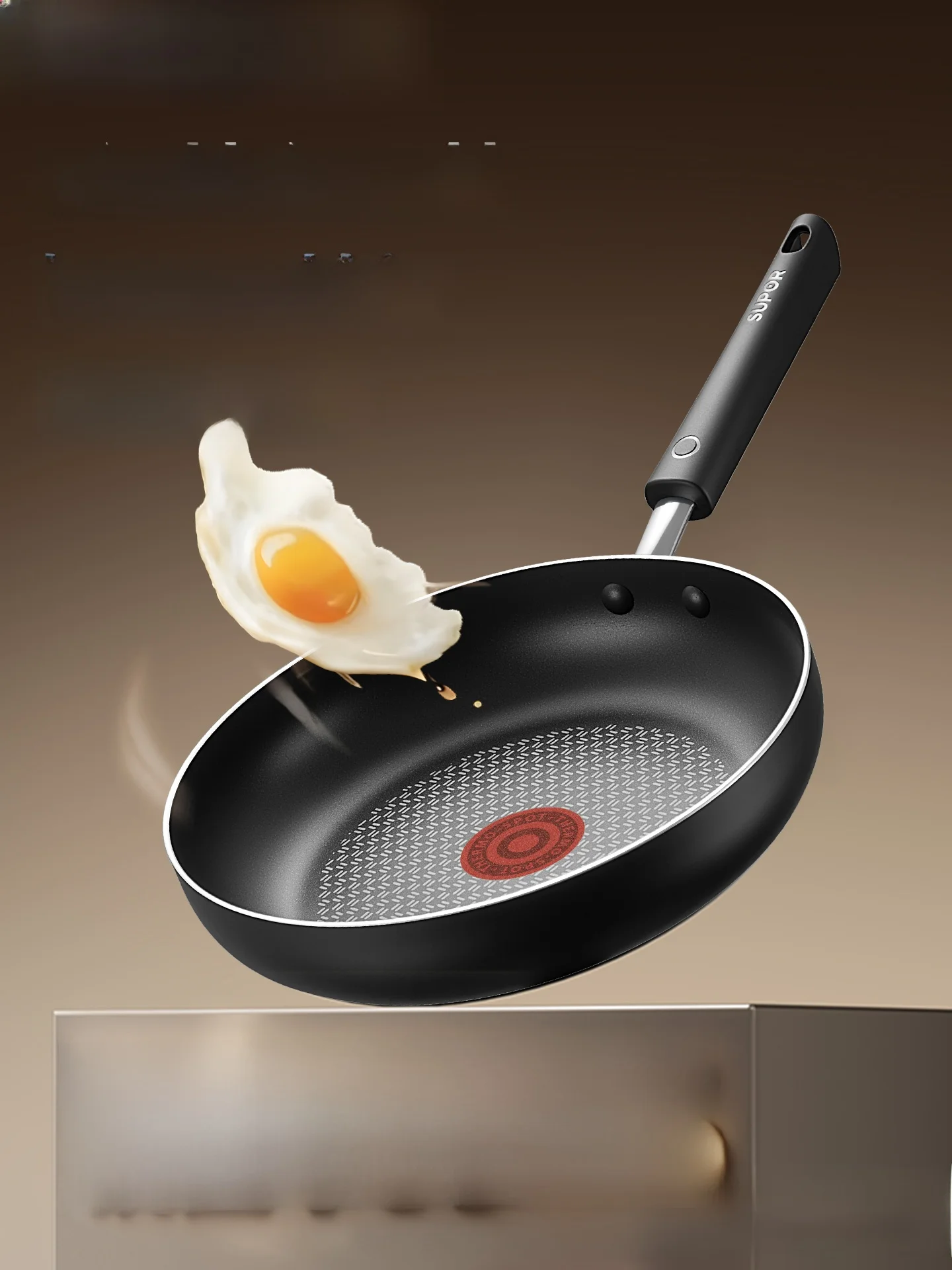 Supor 24cm フライパン：非粘着式でパエリアやステーキも簡単な実用性を実証
