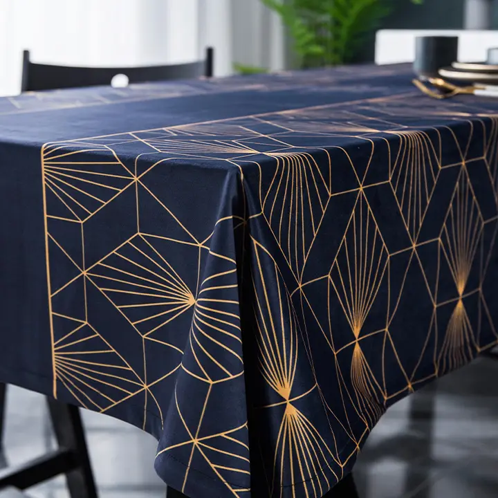 防塵カバー付き！格子柄 ラグジュアリーな北欧スタイルテーブルクロス【シンプルデザイン・ファブリック】