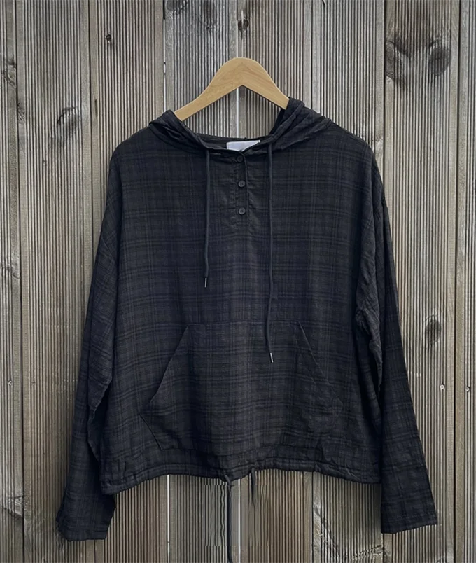 クラシックチェック柄のフード付き薄手カジュアルシャツ【長袖・スリムフィット】
