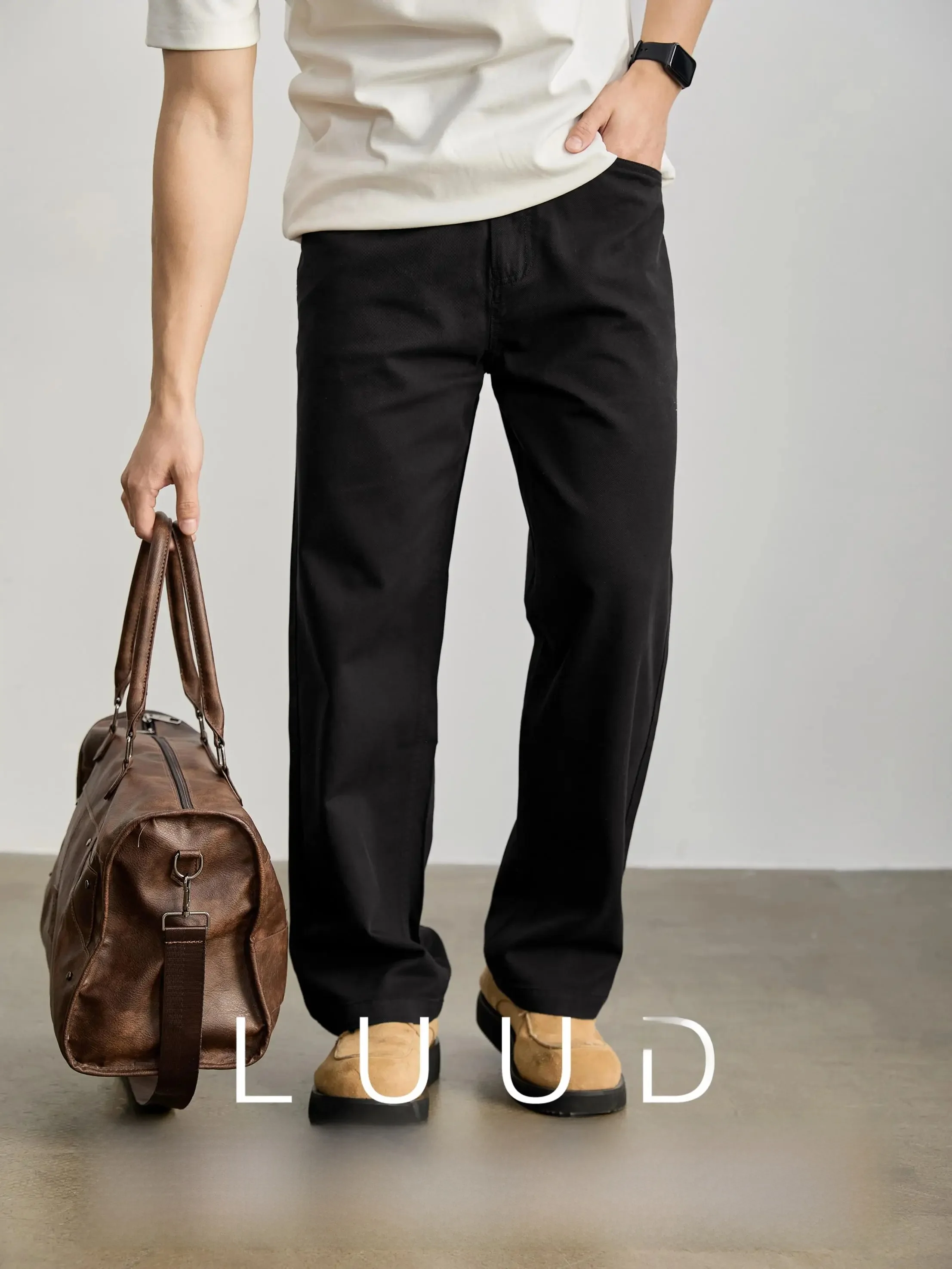 メンズホワイトパンツ メンズ おすすめブランドで比較：LUUDのリメイクデザインストレートパンツ