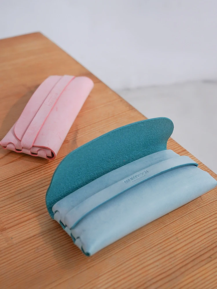 本革製眼鏡ケース【ハンドメイド】：革製の質感と耐久性が実証された日常使いの実態
