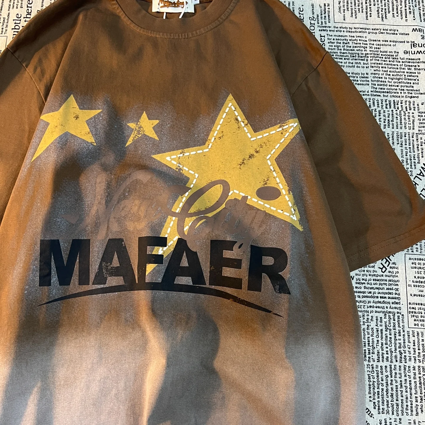 ロンティーTシャツを重ね着するなら、どうやって着る？そしてどんな色がおすすめか