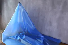 半透明ブルーのマットTPU生地【エコプラスチック・防水ファッション素材・レザー風】