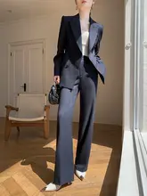 エレガントな英国風スーツ【女性用・秋冬・フォーマル・通勤用】（セットアップ対応）
