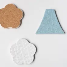 富士山と桜のデザイン 陶器製コースター【耐熱・防水・インテリア用】