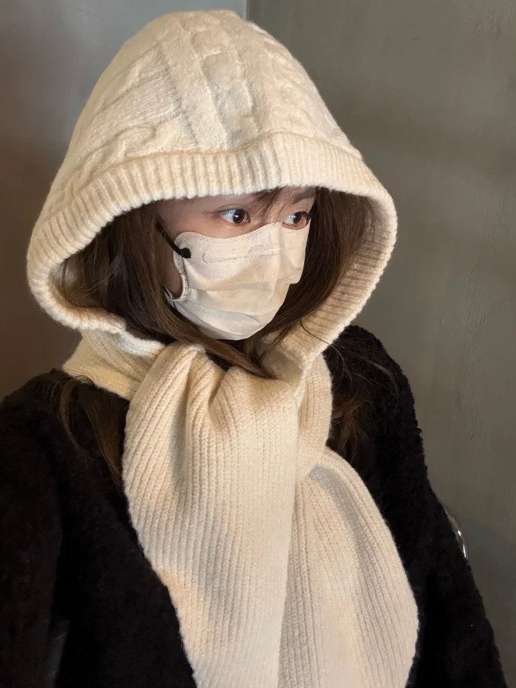 冬の帽子 耳あて付き おすすめモデル：極上の柔らかさを実現したニット帽【バラクラバスタイル】