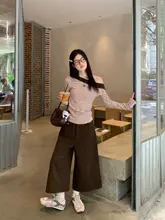 カジュアルなハイウエストワイドレッグパンツ【ブラウン・七分丈・フィット】（セットアップ対応）