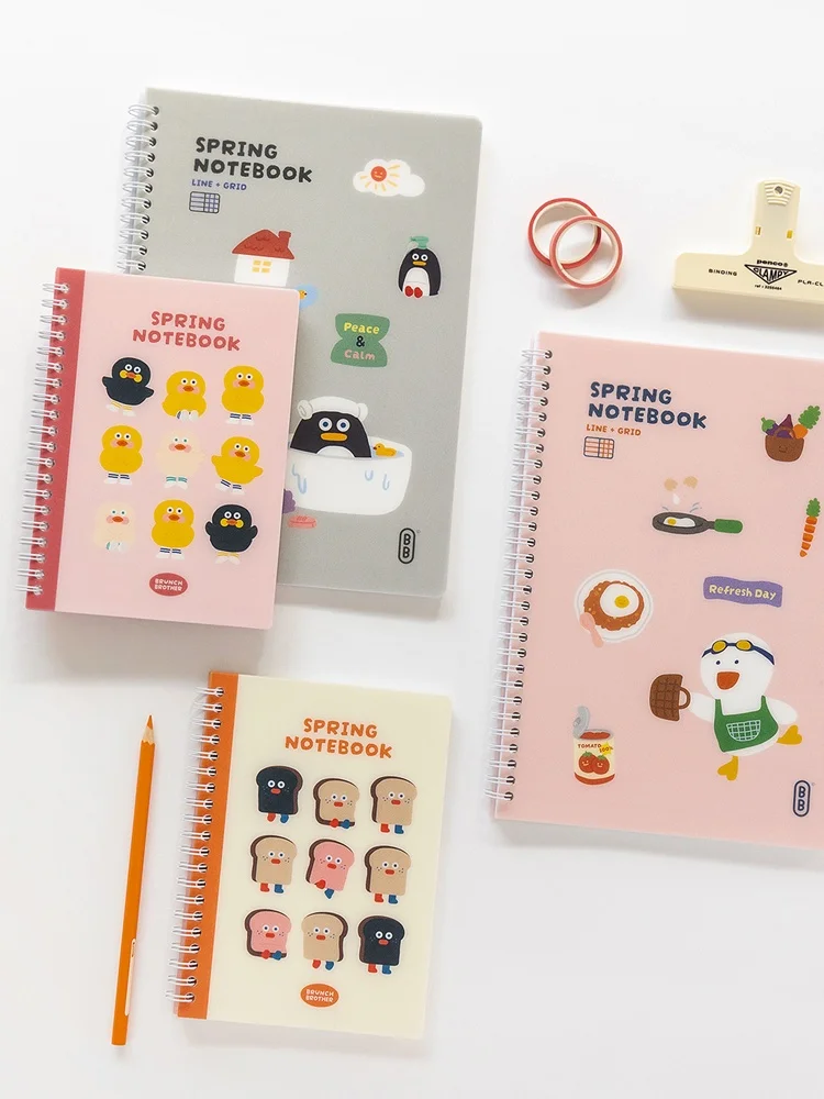 4コマノートとB5ノートの違いは？学生やオフィスで使える「かわいいPP製ノート」の本当の魅力とは？