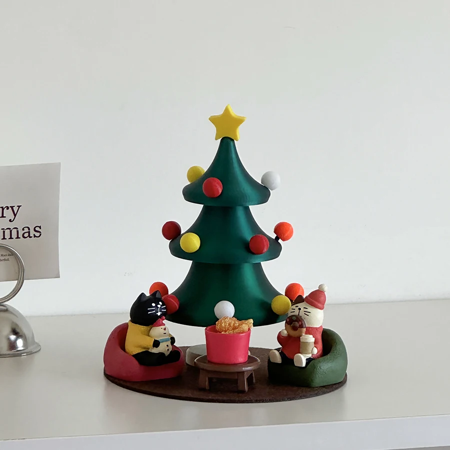 可愛い猫のパンソファデスク装飾：3Dプリンタ製クリスマスアイテムの実用性とシーン適用