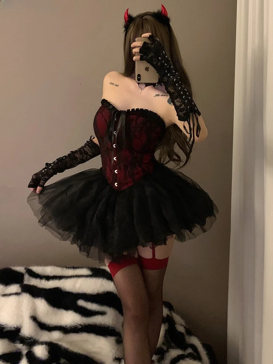 ハロウィンデビルコスチューム：親子イベントで実際におすすめな女性用セクシースタイル