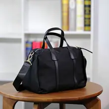 シンプルなデザインのブラックナイロントートバッグ【女性用・肩掛け・斜め掛け・大容量・通勤用】