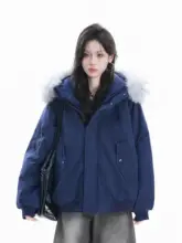 冬季アウトドア防寒パーカ【男女兼用・小刺繍バッジ付き・暖かい】