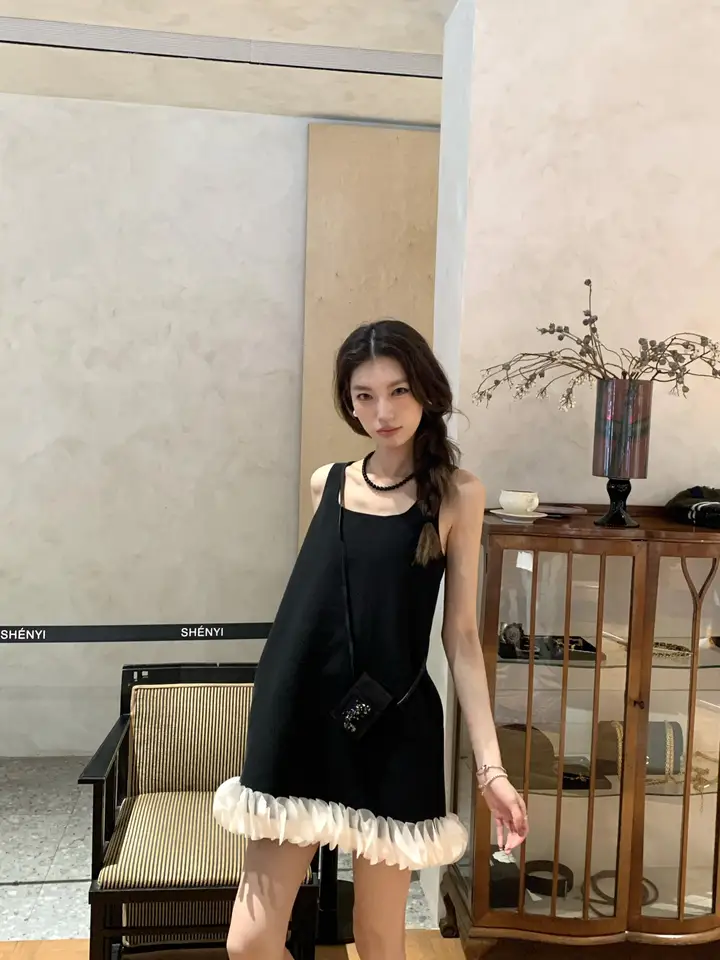 SourceWithU フラワーペタルデザイン ベストドレス【2色展開・ショート丈・女性用】