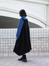 大きなスカートのゆったり背負い式ドレス【褶皺のある花苞デザイン・羊毛使用・カジュアルスタイル】