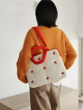 可愛いデザインの13インチ用マックブックカバー【女性向け・iPad収納・保護ケース】