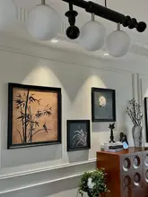 高級感あるアメリカンスタイルのリビングルーム用装飾画【レトロな質感・アート感ある壁面装飾・複数枚組】