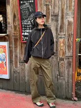 ブラックフード付きジャケット【レディース・アウトドア・カジュアル・ジッパータイプ】