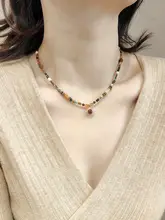レトロブラウンの砂金石カラービーズネックレス【女性用・洗練されたデザイン・高級アクセサリー】