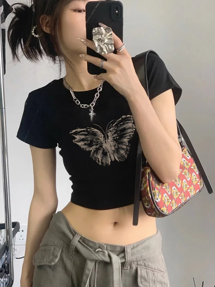韓国アイドルのジャージを着るなら、どんなデザインが本当の「こだわり」なのか？