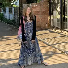 フレンチスタイルの花柄キャミワンピース【ルーズフィット・春夏用・中長丈】（セットアップ対応）