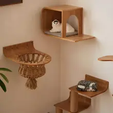壁掛け猫タワー【スペースを取らない・小型住宅向け・バルコニー対応】（セットアップ対応）