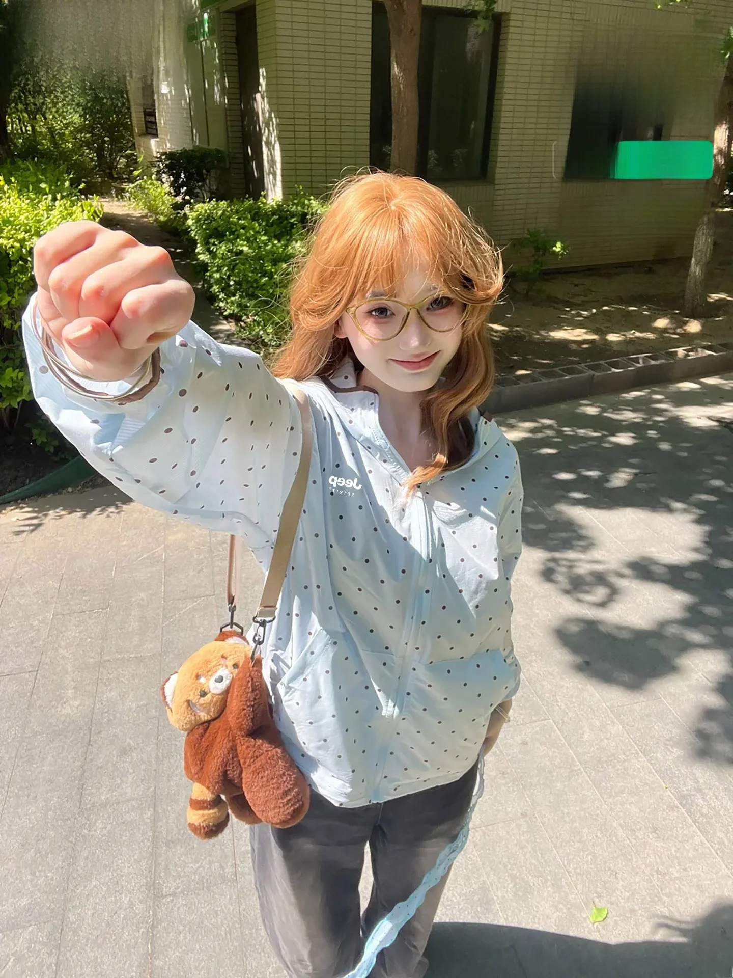 UVカット羽織を選ぶべきタイミングは？涼感素材のカーディガンが解決する夏の悩み