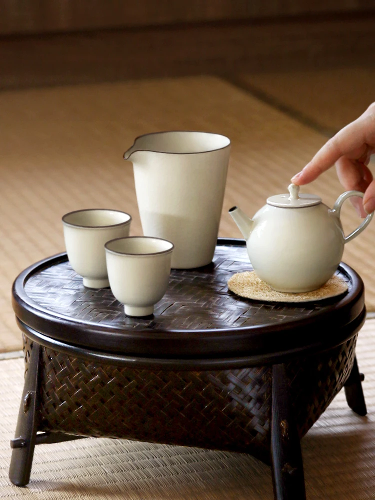 九土粉引茶器：日式冰裂釉陶制茶具的品茗体验与使用解析
