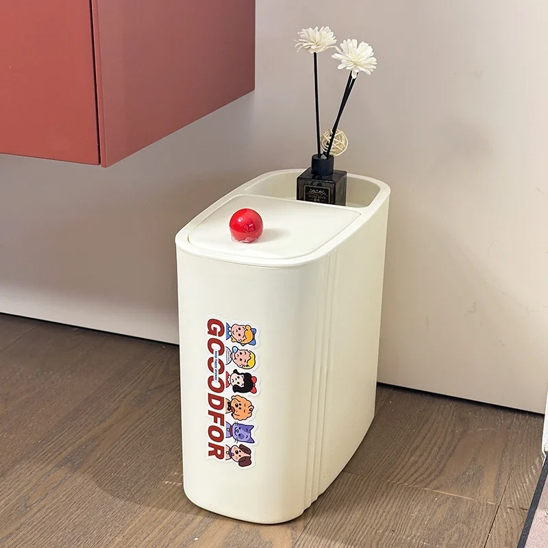 一人暮らしの日用品選びで迷うなら、この隙間ゴミ箱が救う！